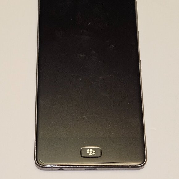 BlackBerry Motion – 32GB – Android 8.1.0 - Picture 2 of 15